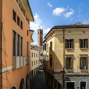 Town 1 Appartamento